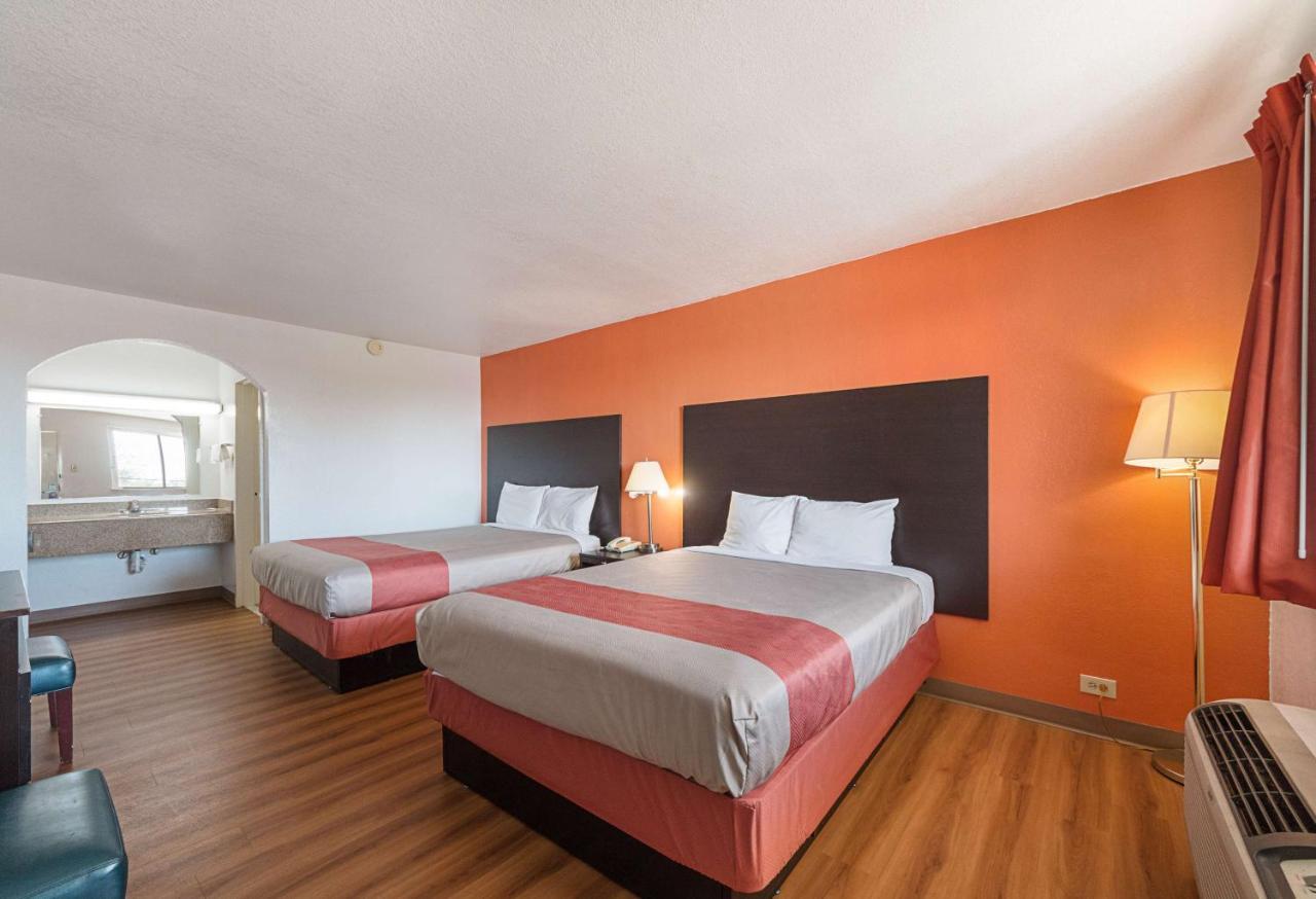 Motel 6 San Antonio Tx I10 West Экстерьер фото