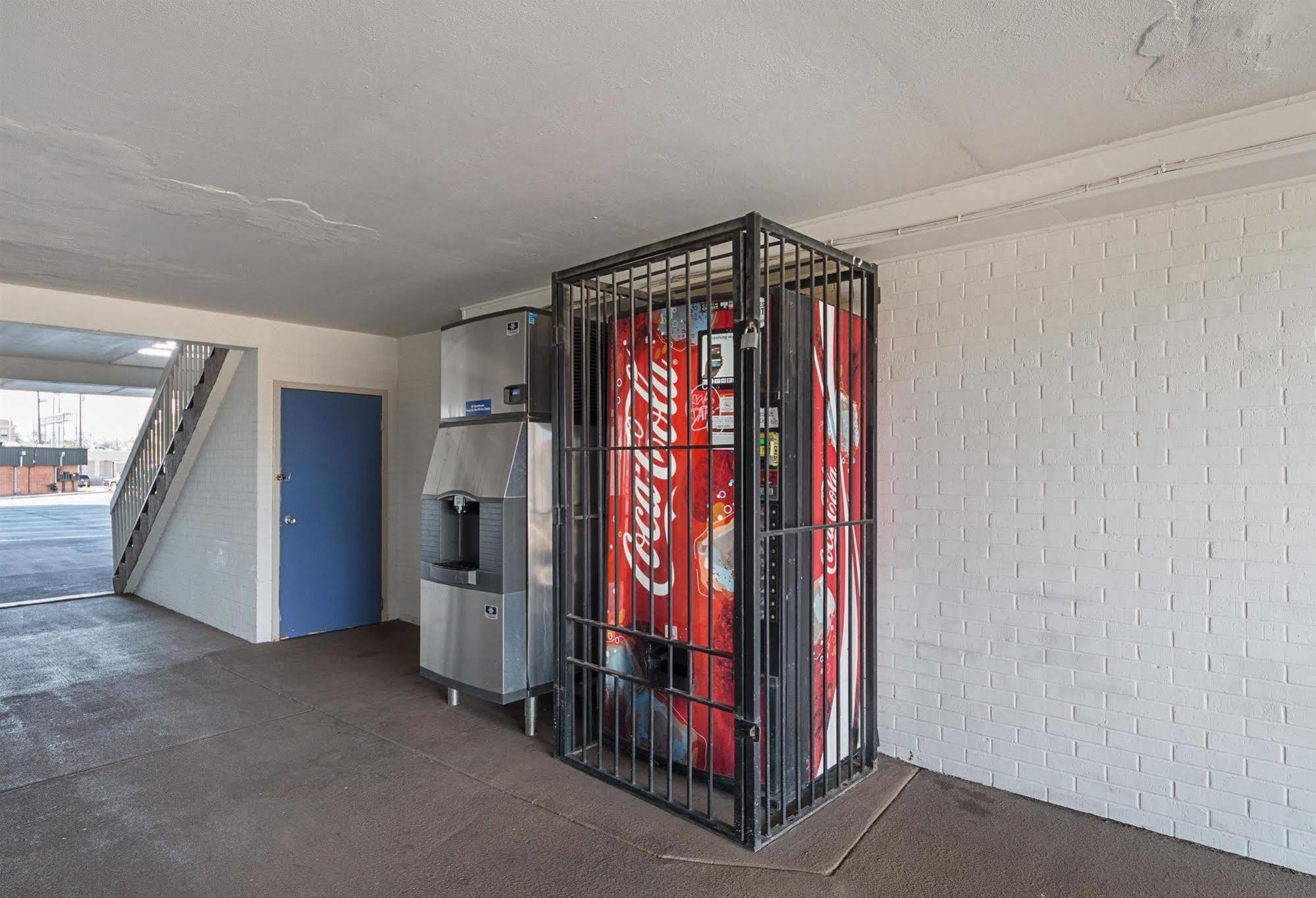 Motel 6 San Antonio Tx I10 West Экстерьер фото